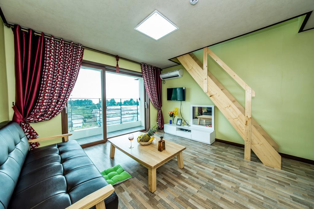 Soborok Yoborok Villa Seogwipo Room photo